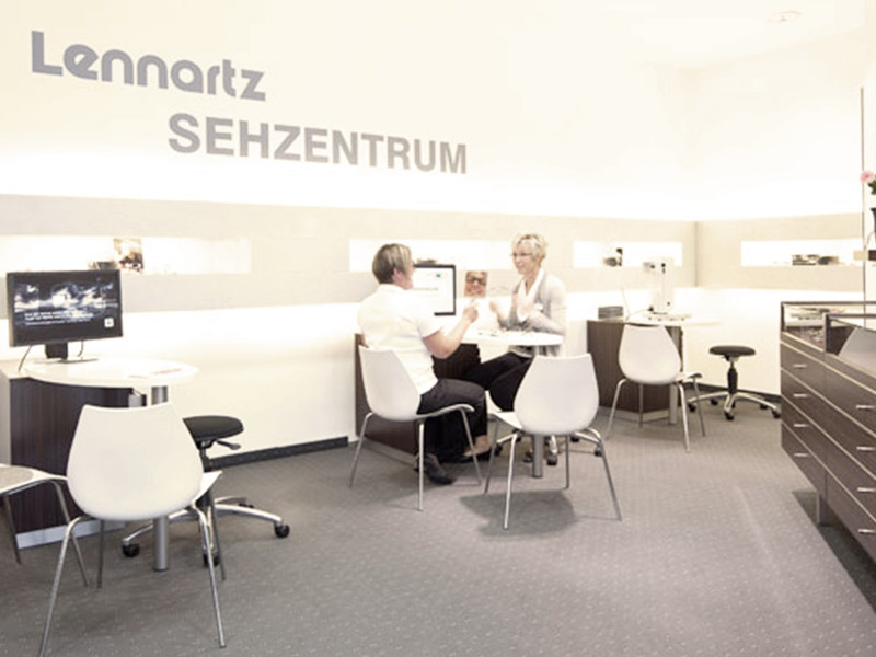 Wir fertigen Ihre individuelle Brille.